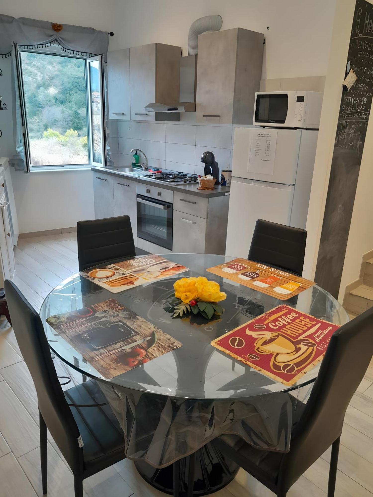 Apartamento G House Dolceacqua Exterior foto
